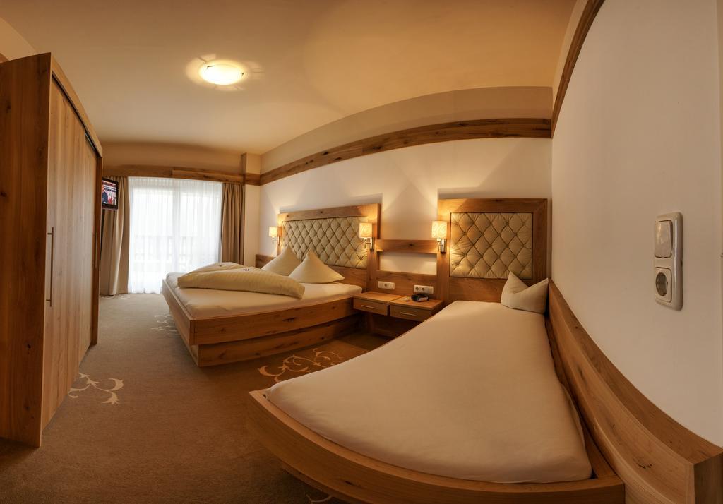 Hotel Habicht Fulpmes Cameră foto